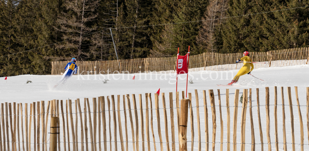 Skirennläufer beim Filmdreh für den Kinofilm: Klammer / Patscherkofel, Tirol, Austria by kristen-images.com