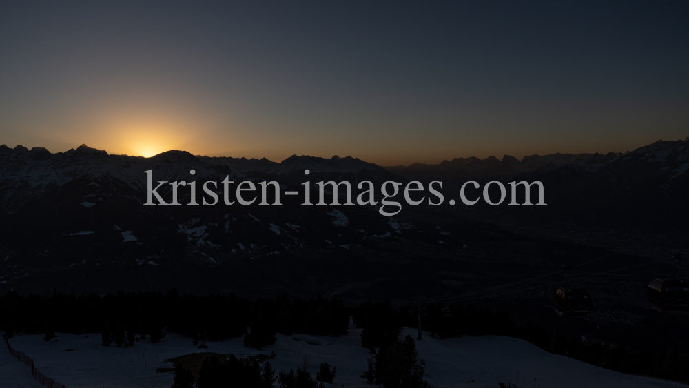 Sonnenuntergang am Patscherkofel, Tirol, Austria by kristen-images.com