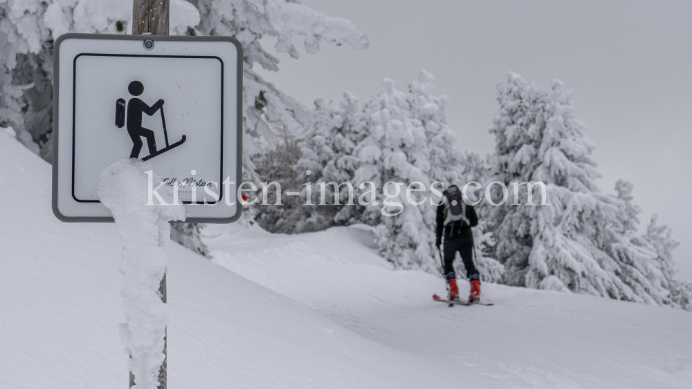 Gifpelroute / Patscherkofel, Tirol, Österreich by kristen-images.com