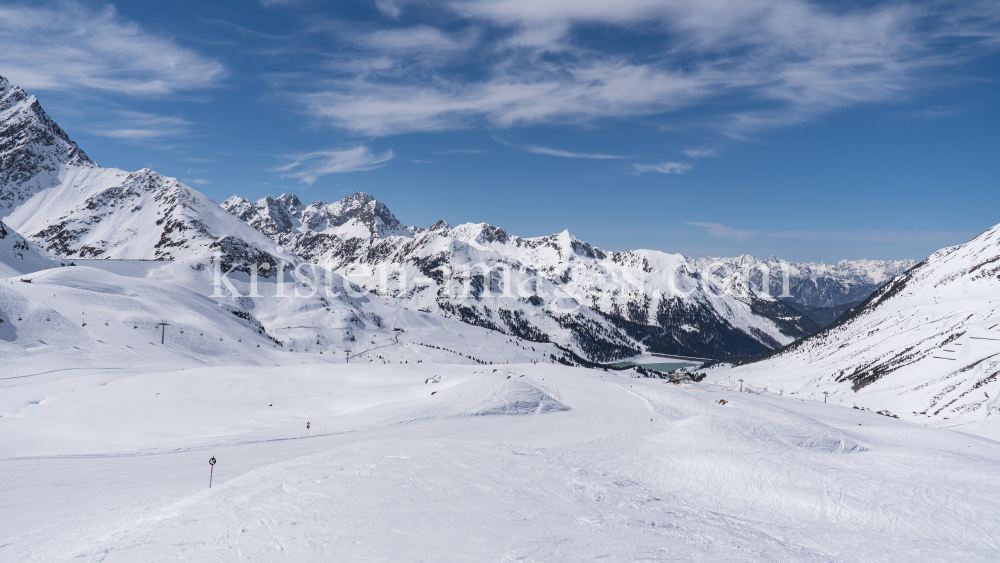 Stubaier Alpen, Kühtai, Tirol, Österreich by kristen-images.com