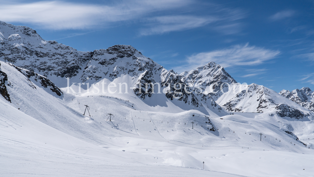 Stubaier Alpen, Kühtai, Tirol, Österreich by kristen-images.com