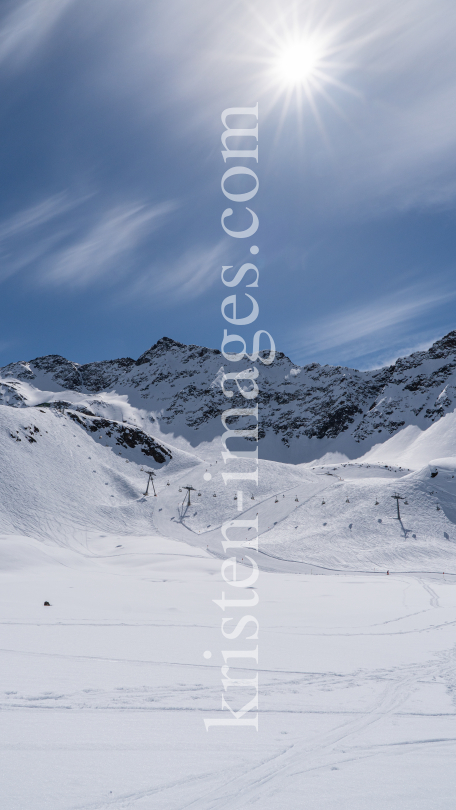 Stubaier Alpen, Kühtai, Tirol, Österreich by kristen-images.com