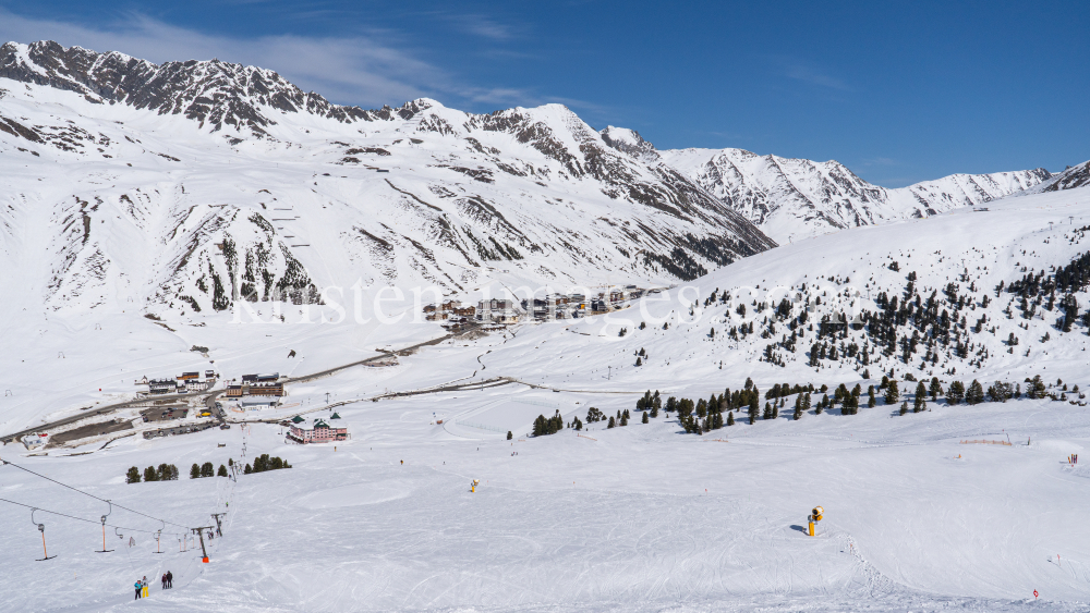 Stubaier Alpen, Kühtai, Tirol, Österreich by kristen-images.com