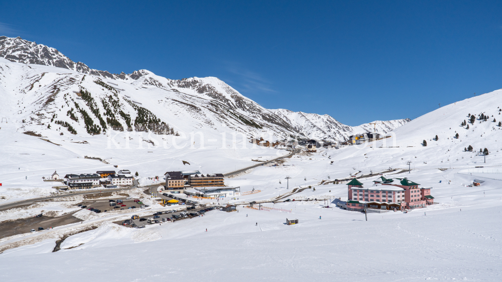 Stubaier Alpen, Kühtai, Tirol, Österreich by kristen-images.com