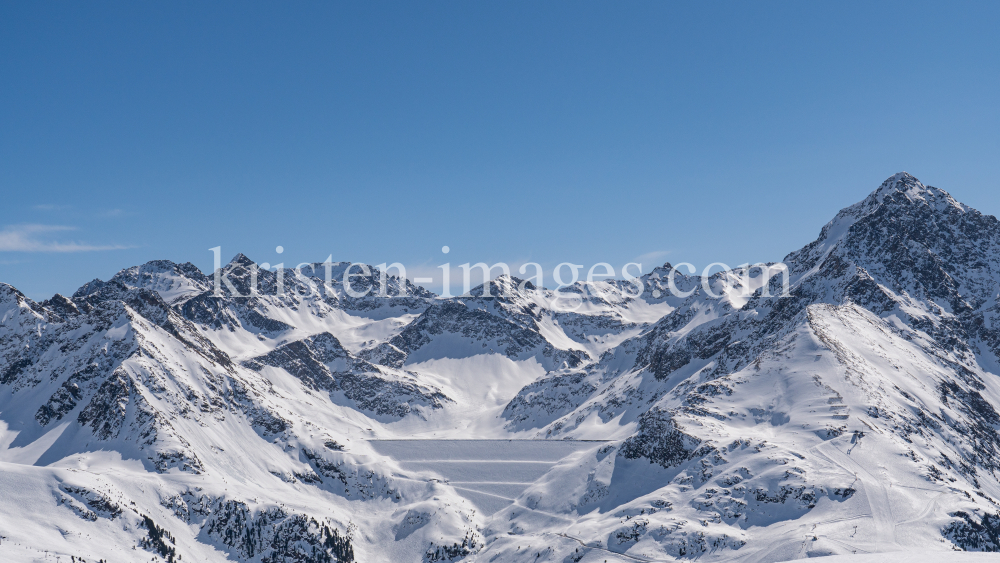 Stubaier Alpen, Kühtai, Tirol, Österreich by kristen-images.com