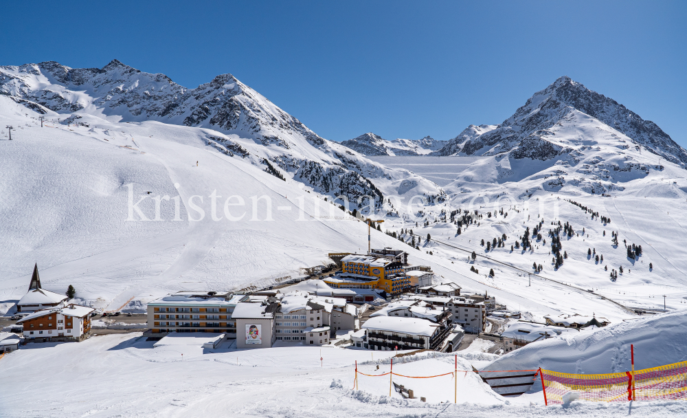 Stubaier Alpen, Kühtai, Tirol, Österreich by kristen-images.com