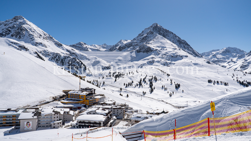 Stubaier Alpen, Kühtai, Tirol, Österreich by kristen-images.com