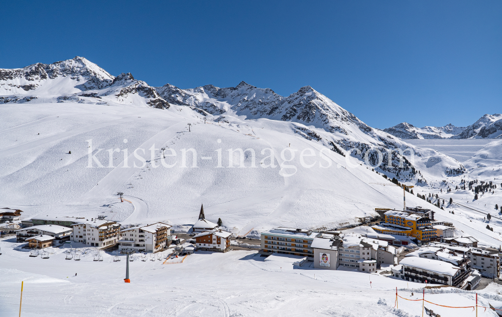 Stubaier Alpen, Kühtai, Tirol, Österreich by kristen-images.com