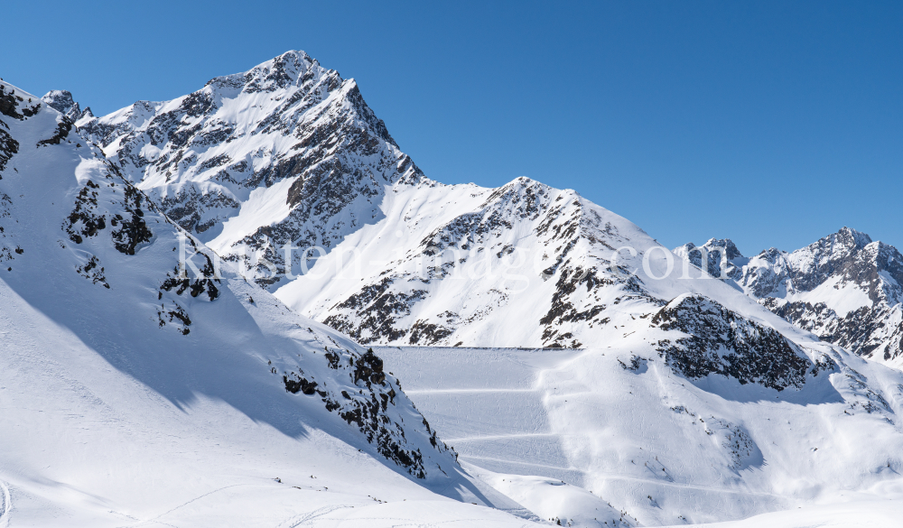 Stubaier Alpen, Kühtai, Tirol, Österreich by kristen-images.com