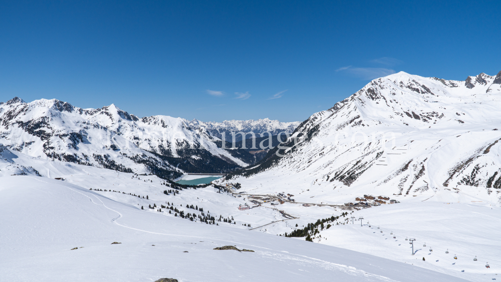 Stubaier Alpen, Kühtai, Tirol, Österreich by kristen-images.com