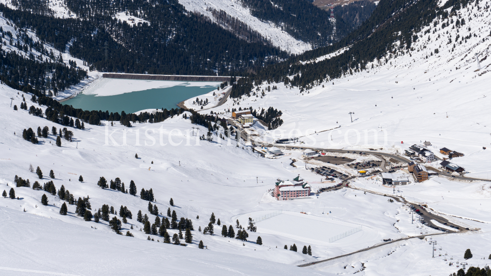 Stubaier Alpen, Kühtai, Tirol, Österreich by kristen-images.com