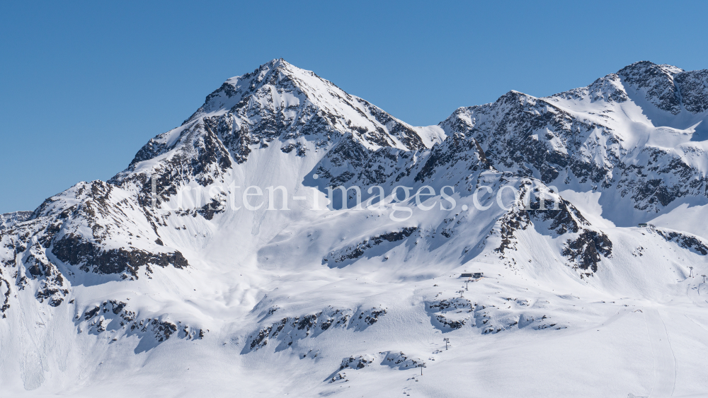 Stubaier Alpen, Kühtai, Tirol, Österreich by kristen-images.com