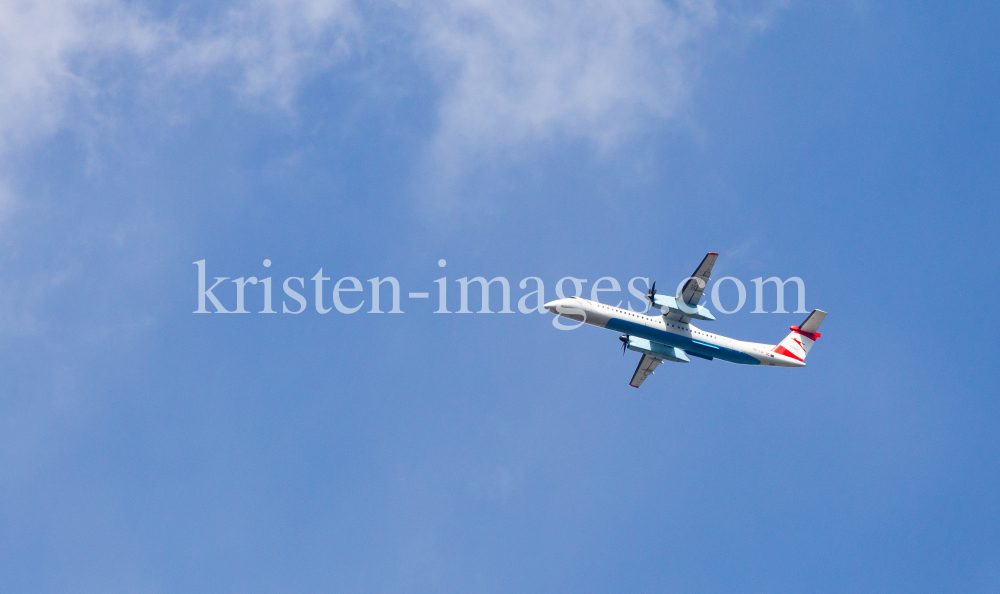 Austrian Airlines über Tirol, Österreich by kristen-images.com