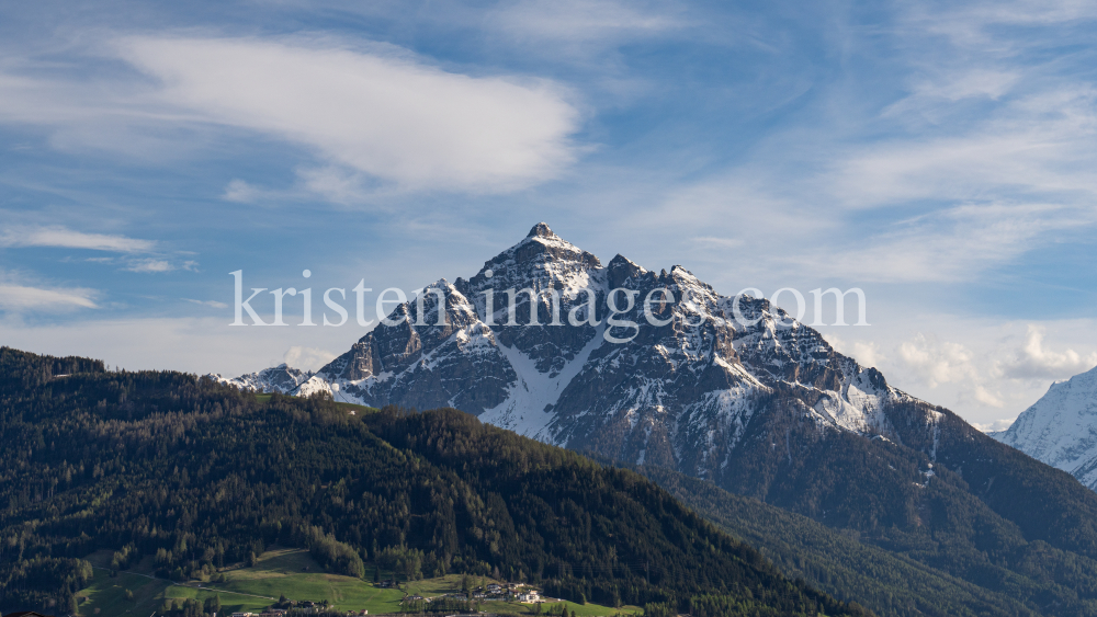 Serles / Tirol, Österreich by kristen-images.com