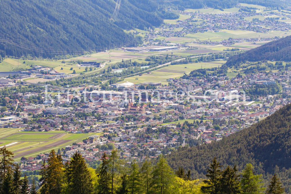 Telfs, Tirol, Österreich by kristen-images.com