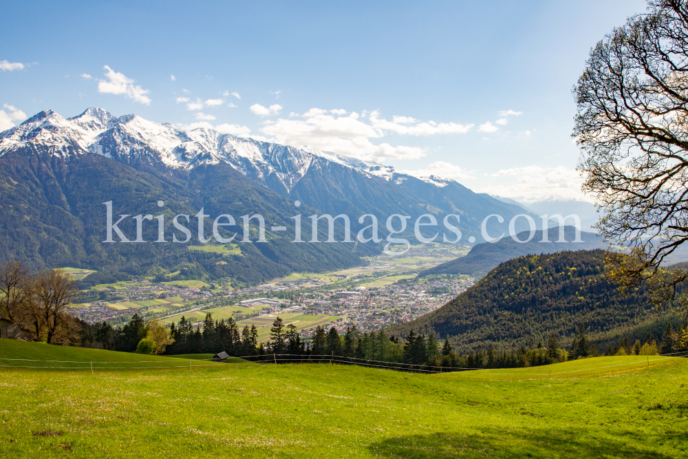 Telfs, Tirol, Österreich by kristen-images.com