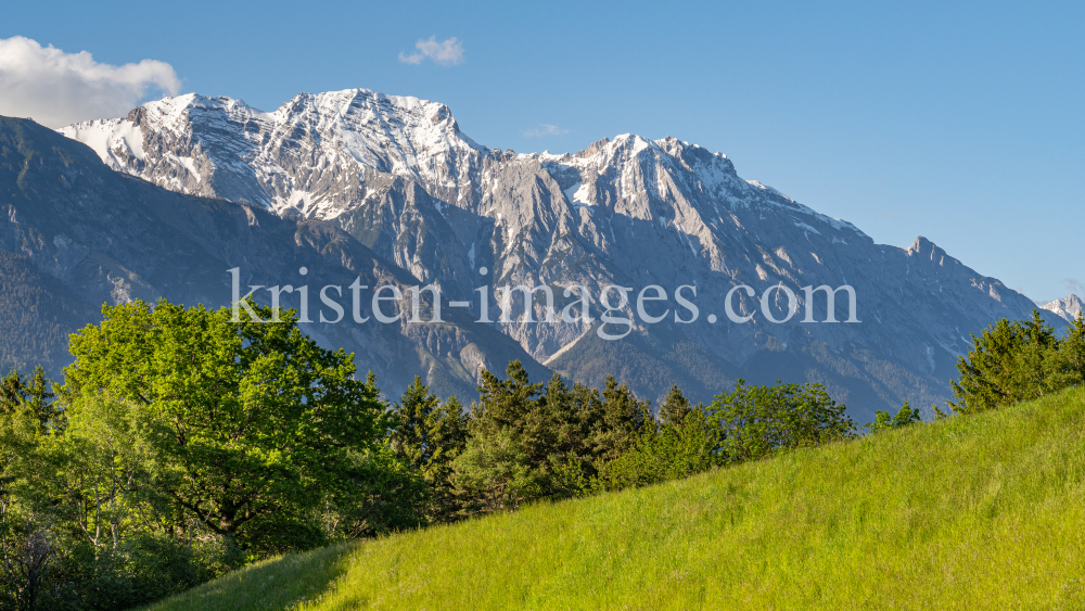 Aldrans, Tirol, Österreich by kristen-images.com