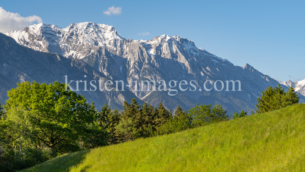 Aldrans, Tirol, Österreich by kristen-images.com