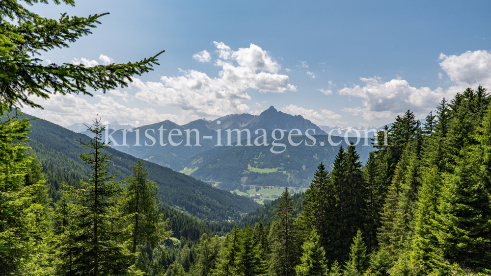 Serles / Tirol, Österreich by kristen-images.com