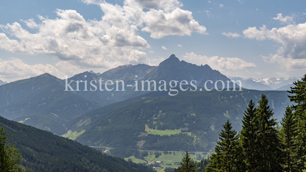 Serles / Tirol, Österreich by kristen-images.com