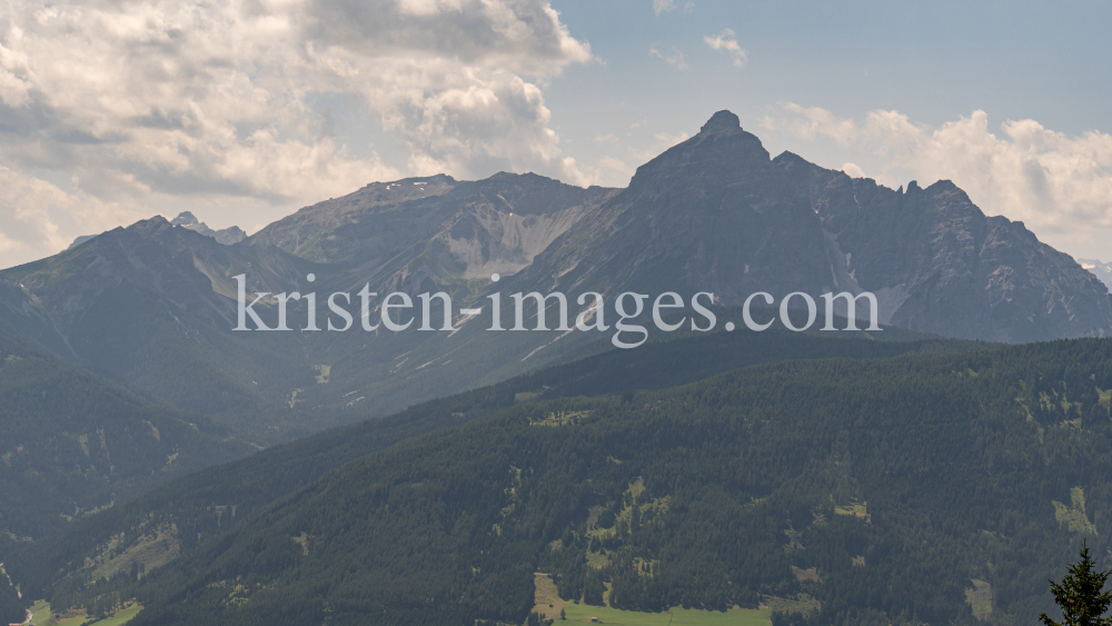 Serles / Tirol, Österreich by kristen-images.com