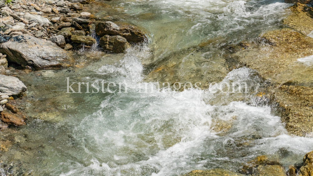 Gebirgsbach / Falggasanerbach im Arztal, Ellbögen, Tirol, Österreich by kristen-images.com