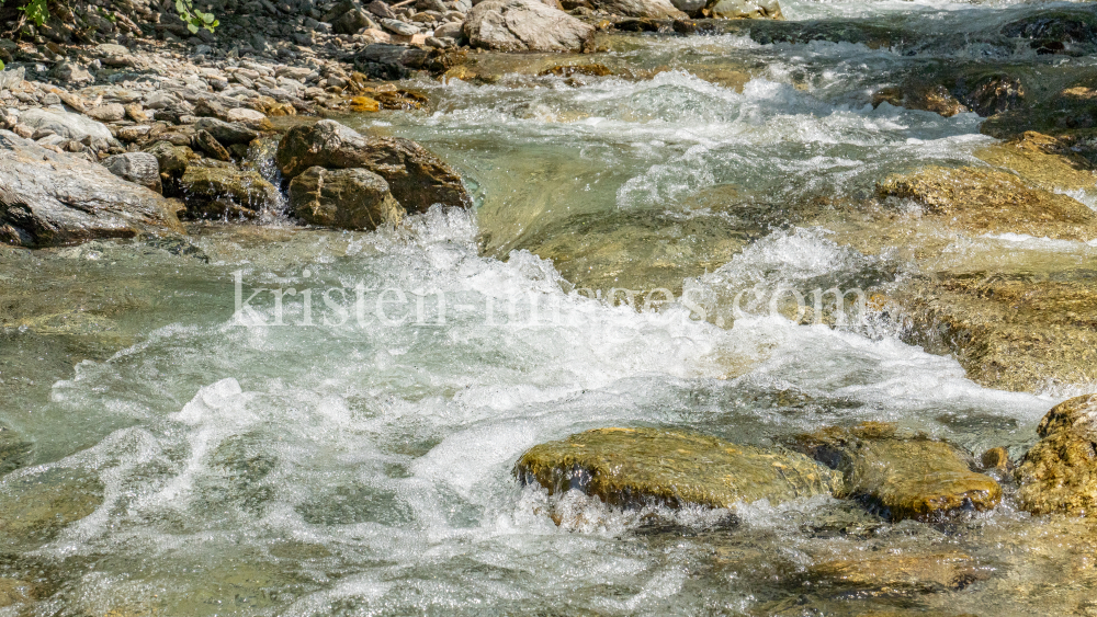 Gebirgsbach / Falggasanerbach im Arztal, Ellbögen, Tirol, Österreich by kristen-images.com