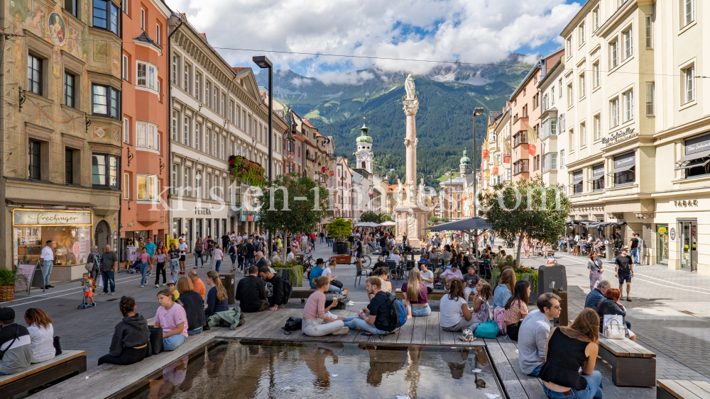 Maria-Theresien-Straße, Innsbruck, Tirol, Österreich by kristen-images.com