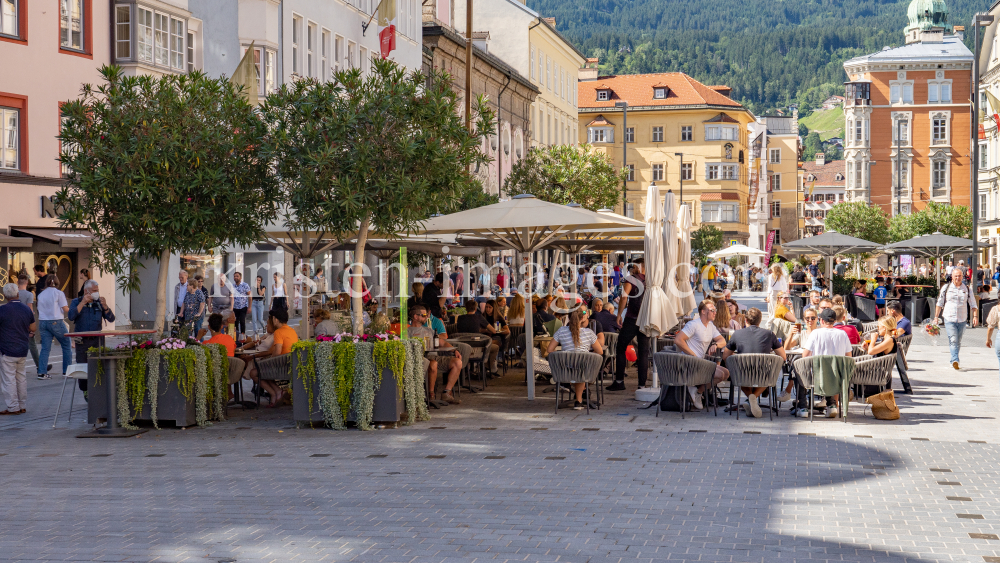 Maria-Theresien-Straße, Innsbruck, Tirol, Österreich by kristen-images.com