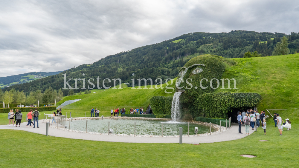 Riese der Swarovski Kristallwelten, Wattens, Tirol, Österreich by kristen-images.com