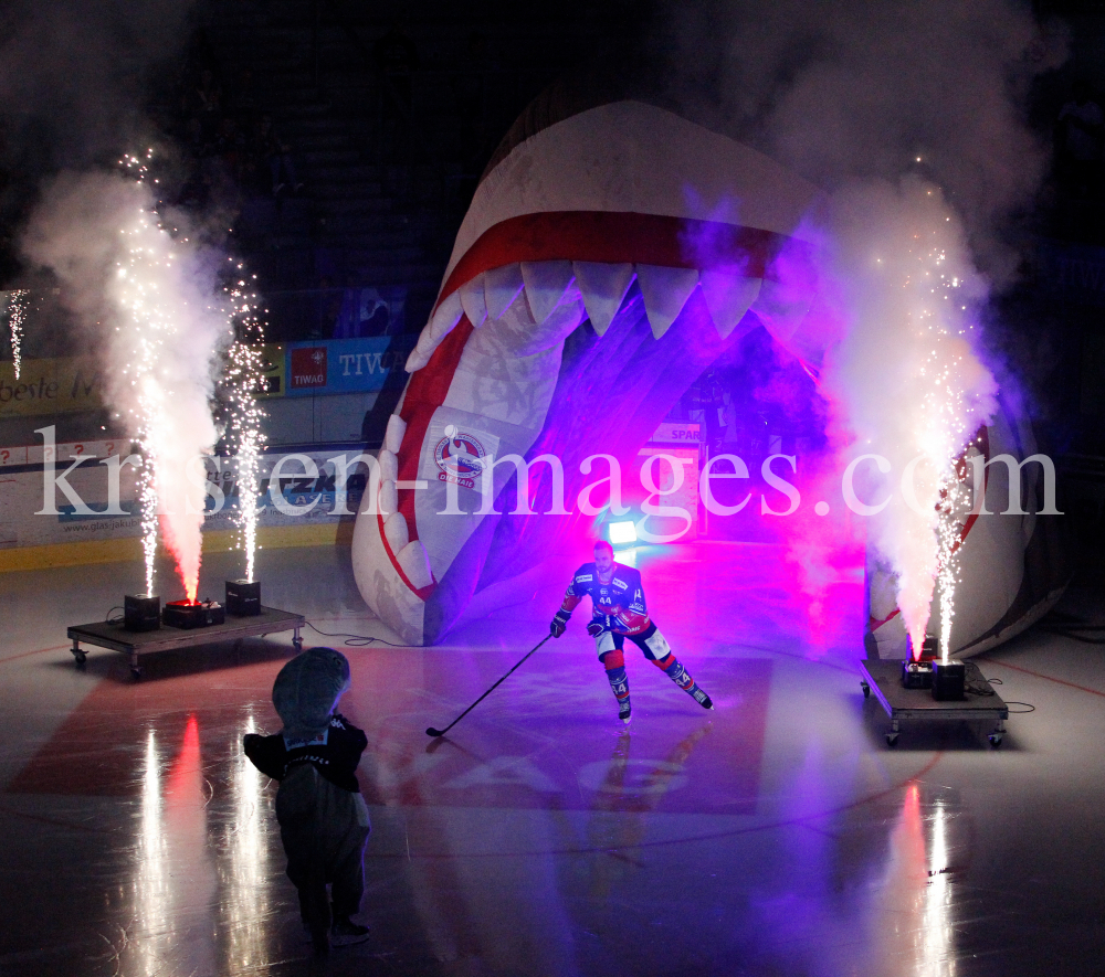 HC TWK Innsbruck - EHC Straubing Tigers by kristen-images.com