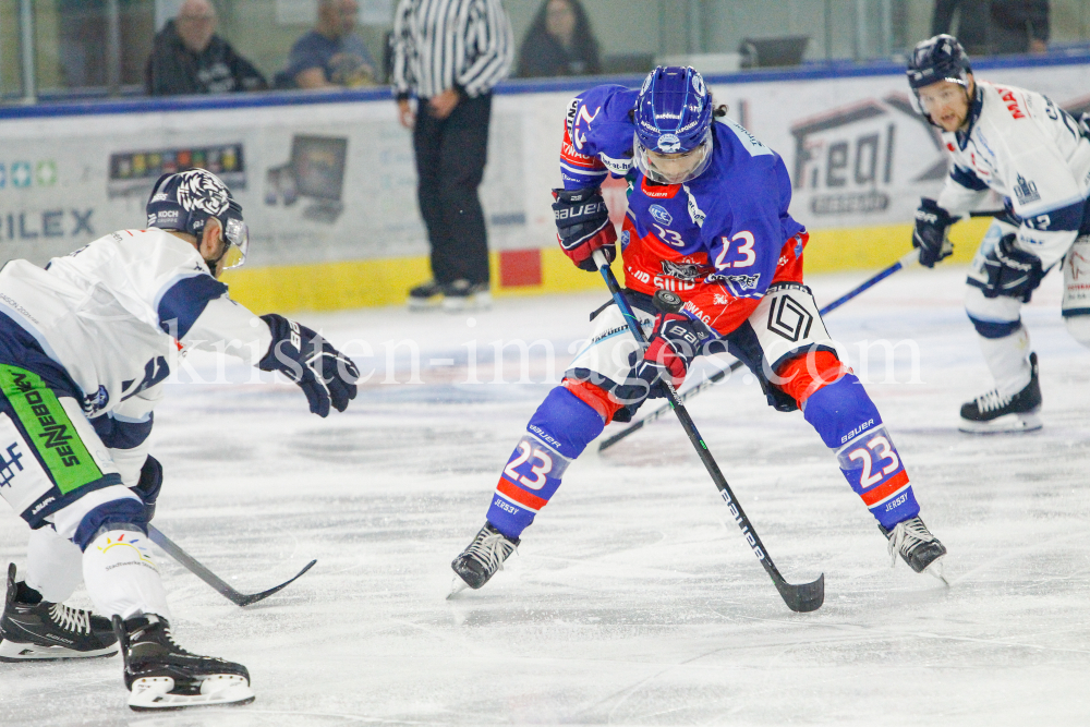 HC TWK Innsbruck - EHC Straubing Tigers by kristen-images.com