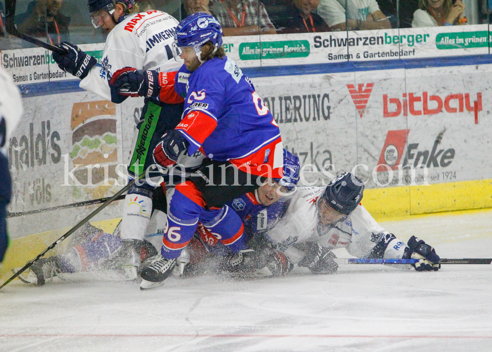 HC TWK Innsbruck - EHC Straubing Tigers by kristen-images.com