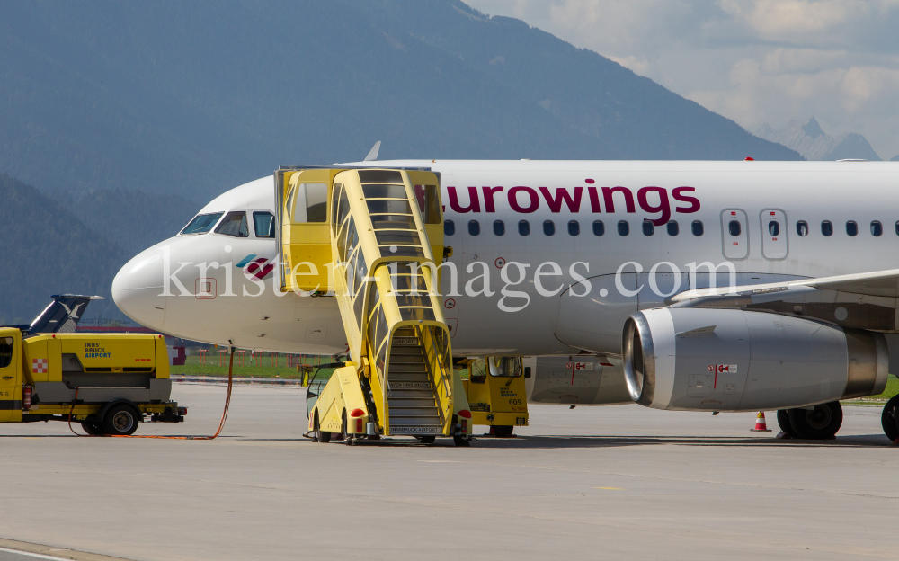 Eurowings Ferienflieger / Flughafen Innsbruck, Tirol, Österreich by kristen-images.com