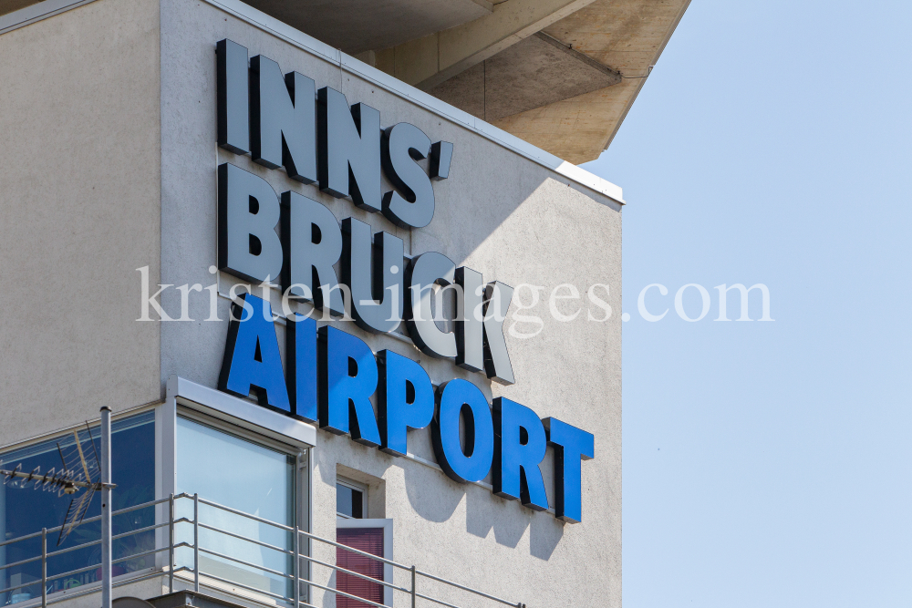 Flughafen Tower Innsbruck, Tirol, Österreich by kristen-images.com