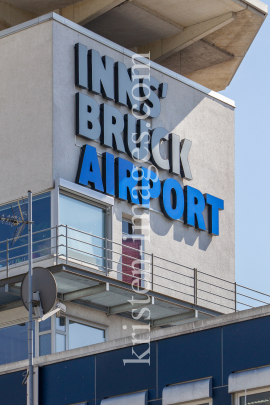 Flughafen Tower Innsbruck, Tirol, Österreich by kristen-images.com