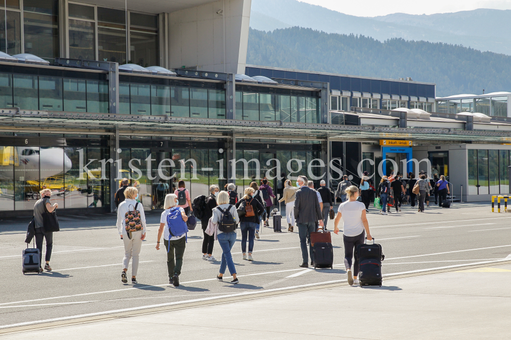 Flughafen Innsbruck, Tirol, Österreich by kristen-images.com