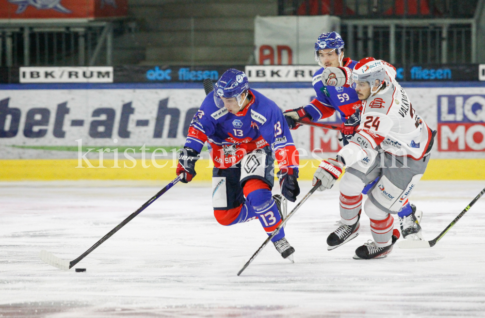 HC TWK Innsbruck-Die Haie - iClinic Bratislava Capitals / Österreich by kristen-images.com