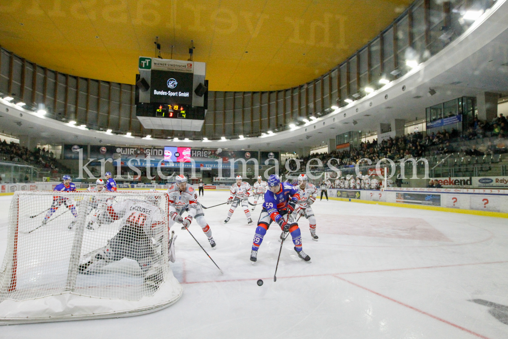 HC TWK Innsbruck-Die Haie - iClinic Bratislava Capitals / Österreich by kristen-images.com