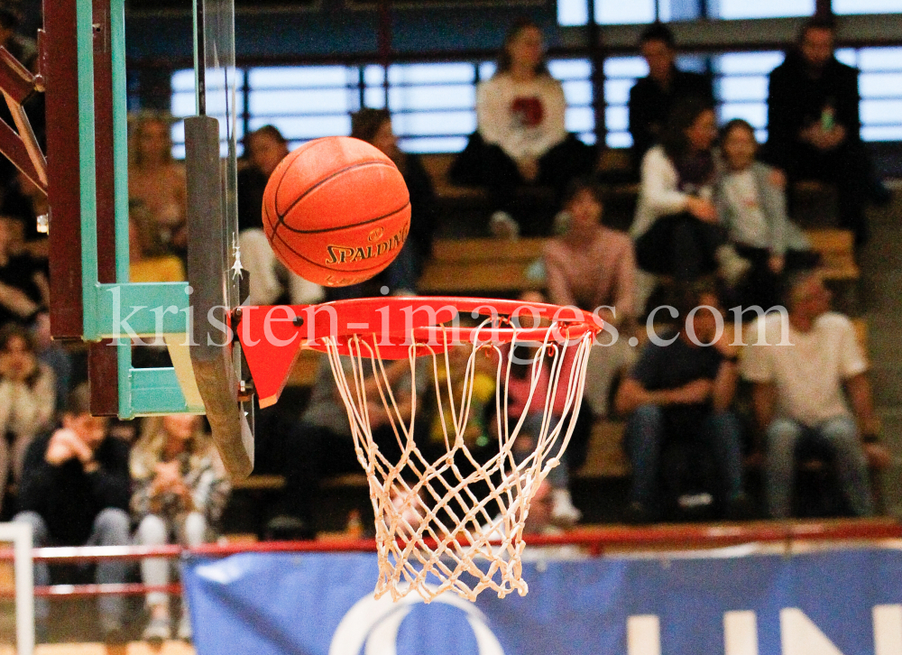 Basketball, Basketballkorb by kristen-images.com