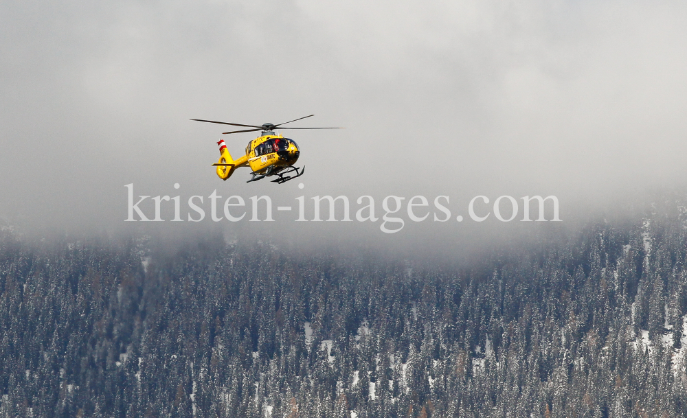 ÖAMTC Rettungshubschrauber Christophorus / Notarzthubschrauber by kristen-images.com