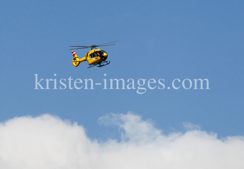 ÖAMTC Rettungshubschrauber Christophorus / Notarzthubschrauber by kristen-images.com