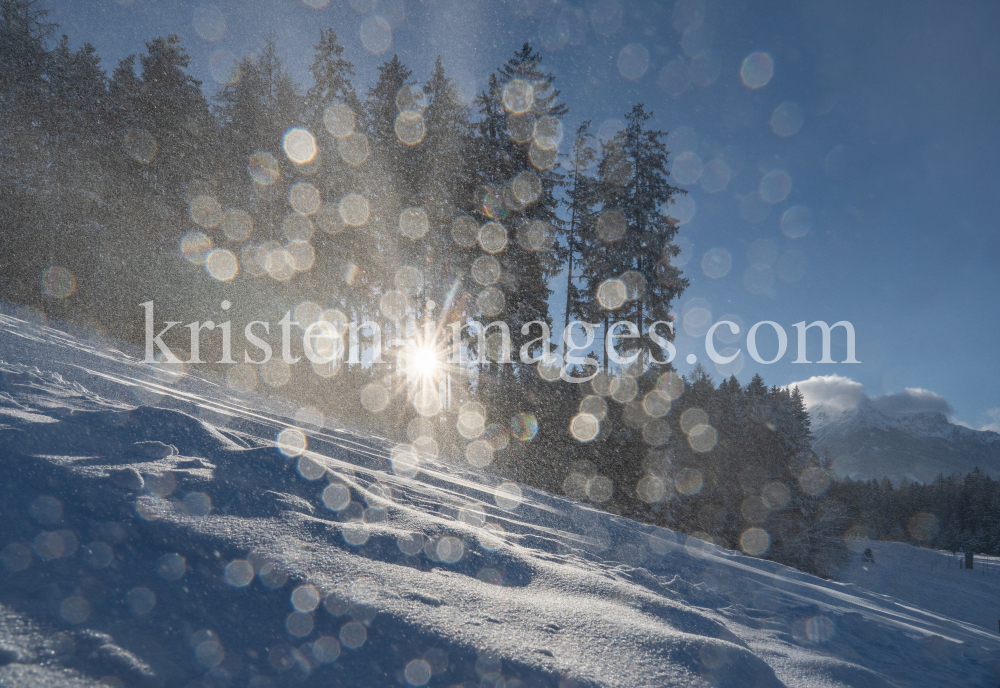 Sonnenuntergang / Heiligwasserwiese, Patscherkofel, Tirol, Österreich by kristen-images.com