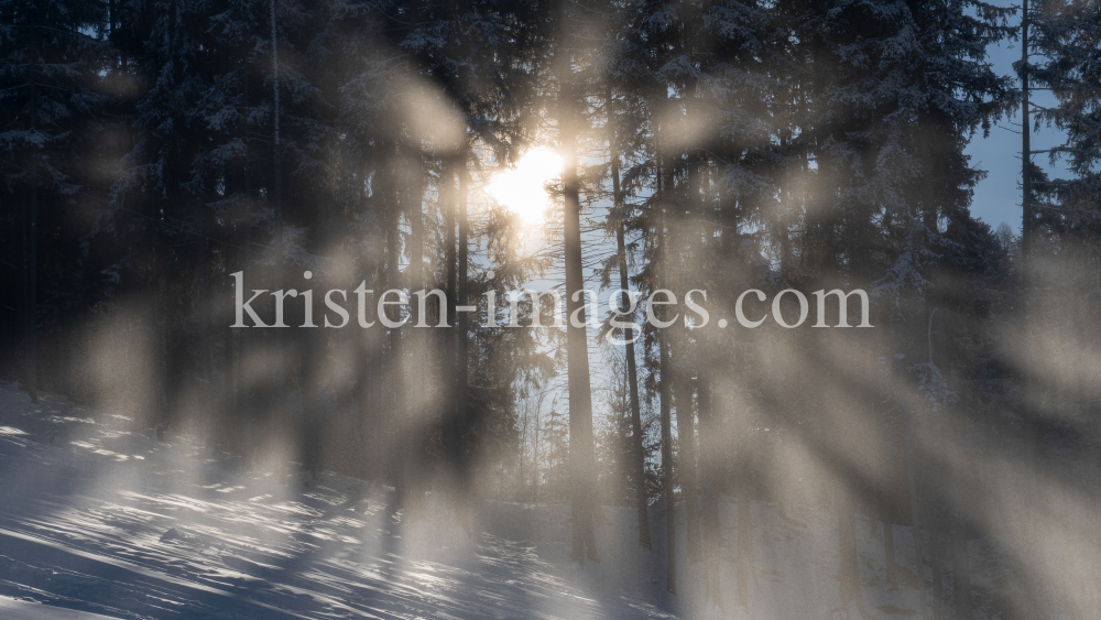 Sonnenuntergang / Heiligwasserwiese, Patscherkofel, Tirol, Österreich by kristen-images.com