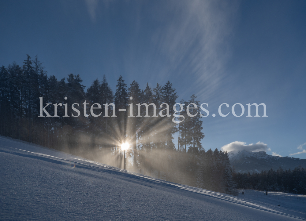 Sonnenuntergang / Heiligwasserwiese, Patscherkofel, Tirol, Österreich by kristen-images.com