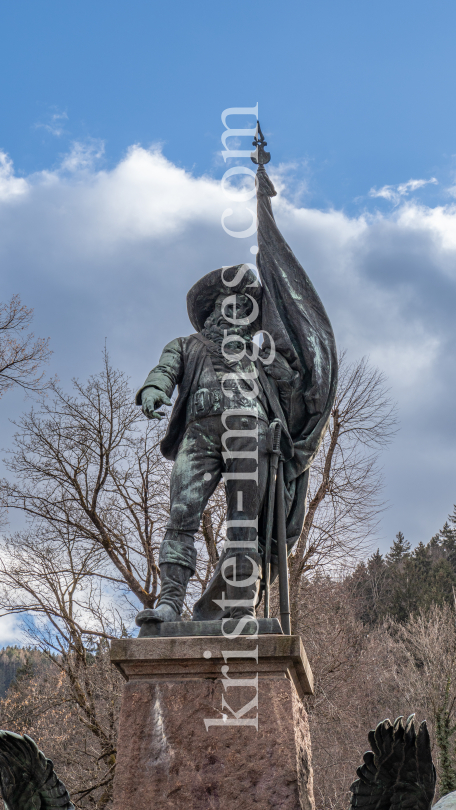 Denkmal von Andreas Hofer am Bergisel, Innsbruck, Tirol, Österreich by kristen-images.com