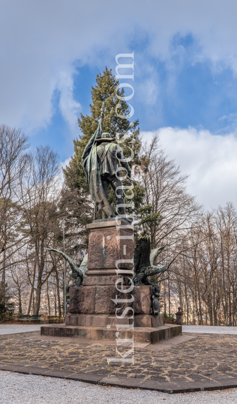 Denkmal von Andreas Hofer am Bergisel, Innsbruck, Tirol, Österreich by kristen-images.com