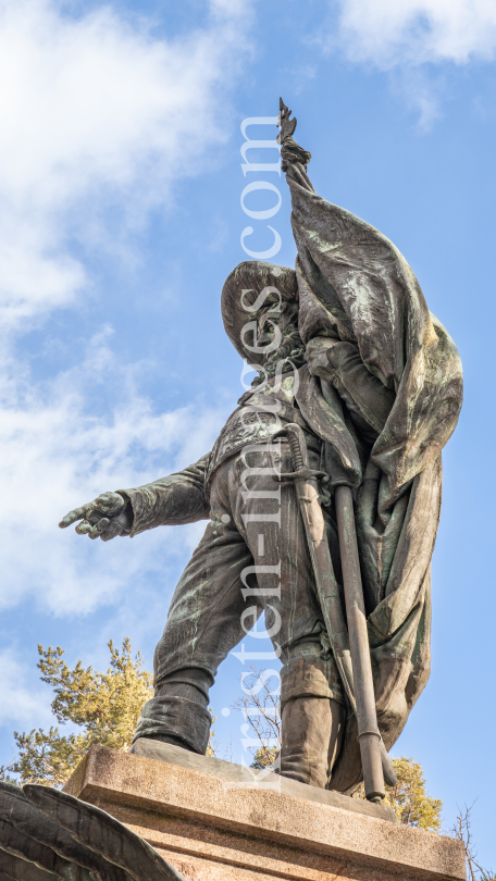 Denkmal von Andreas Hofer am Bergisel, Innsbruck, Tirol, Österreich by kristen-images.com