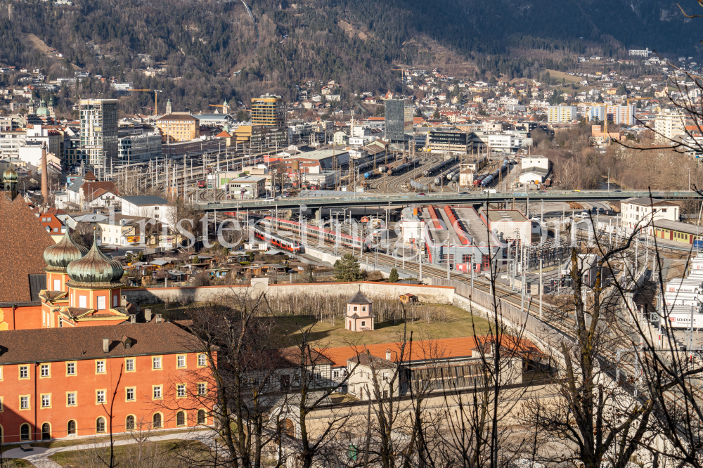 Stift Wilten, Hauptbahnhof, Olympiabrücke / Innsbruck, Tirol, Österreich by kristen-images.com