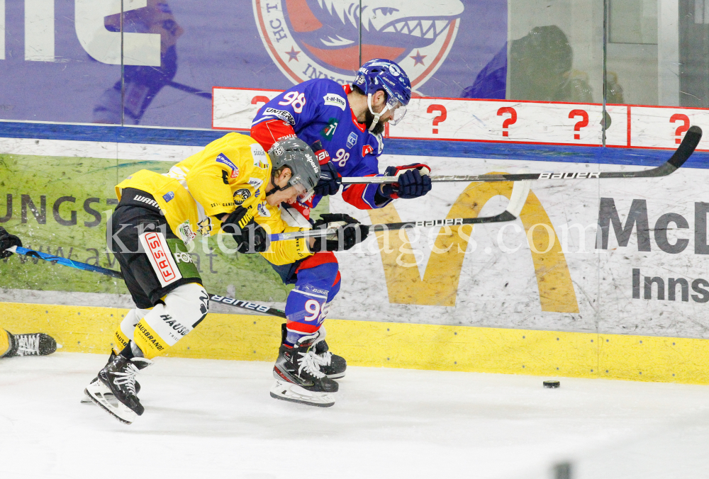 HC TWK Innsbruck-Die Haie - HC Pustertal Wölfe by kristen-images.com